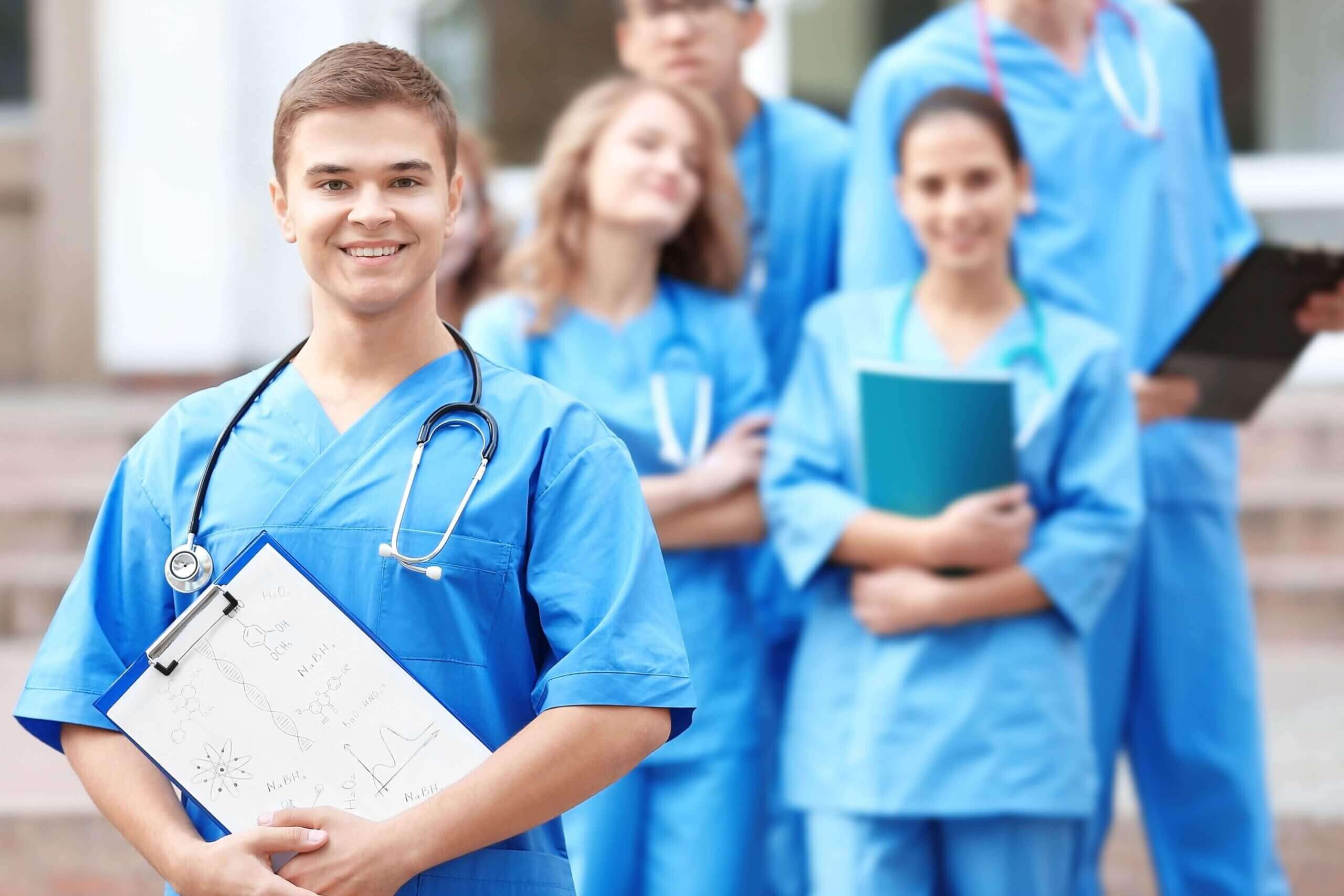 Gesundheits- und Krankenpfleger/in: Ausbildung und Beruf