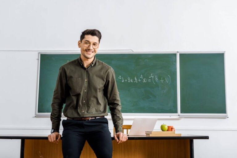 Dozent/in Ausbildung und Beruf MediKarriere