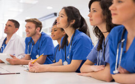 Pflege Ausbildung Zahlen Gehen Zurück