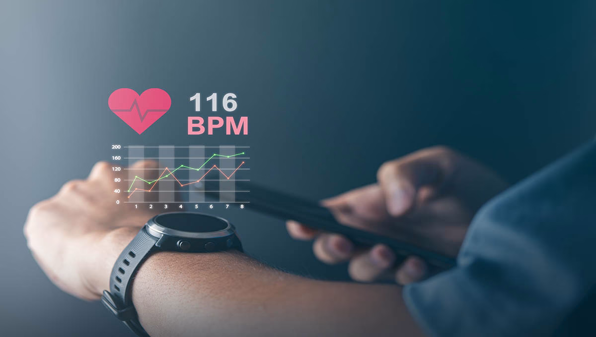 Man,Excercise,And,Using,Smartwatch,To,Monitoring,And,Tracking,Health