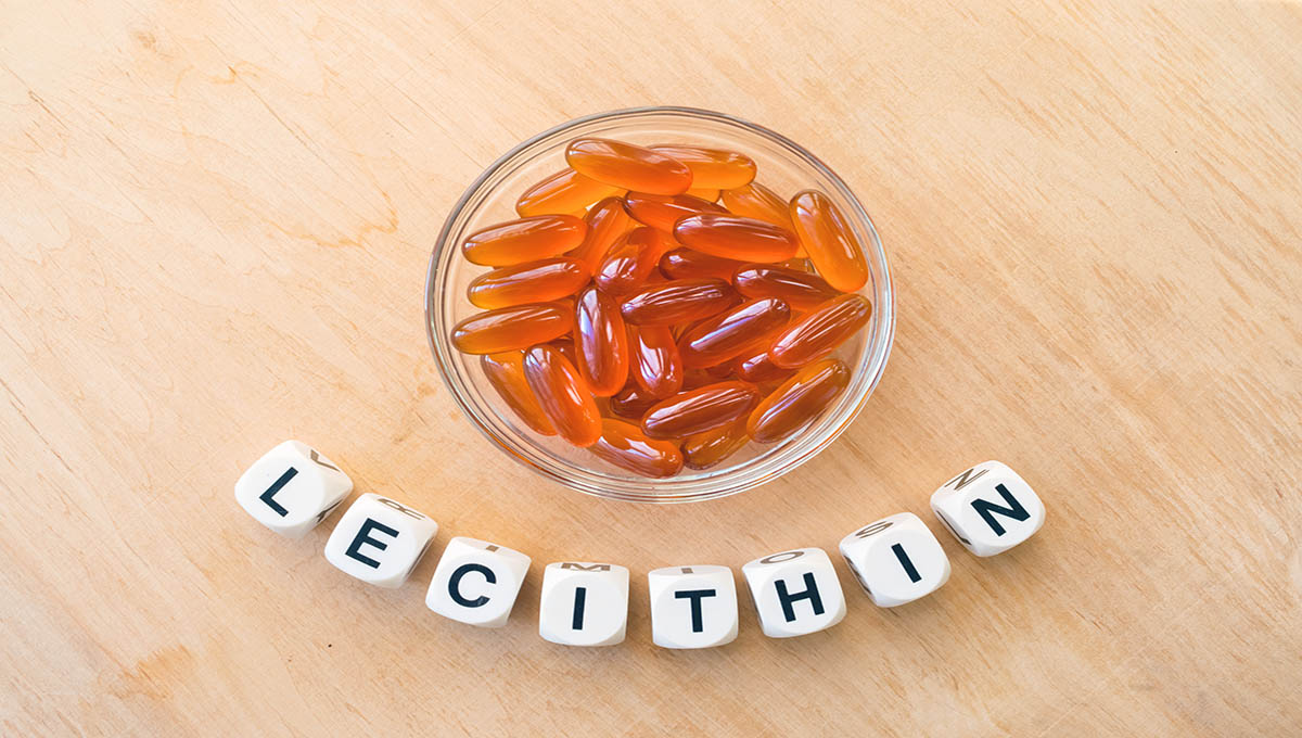 Lecithin,Gel,Pills,In,A,Round,Glass,Bowl,And,With